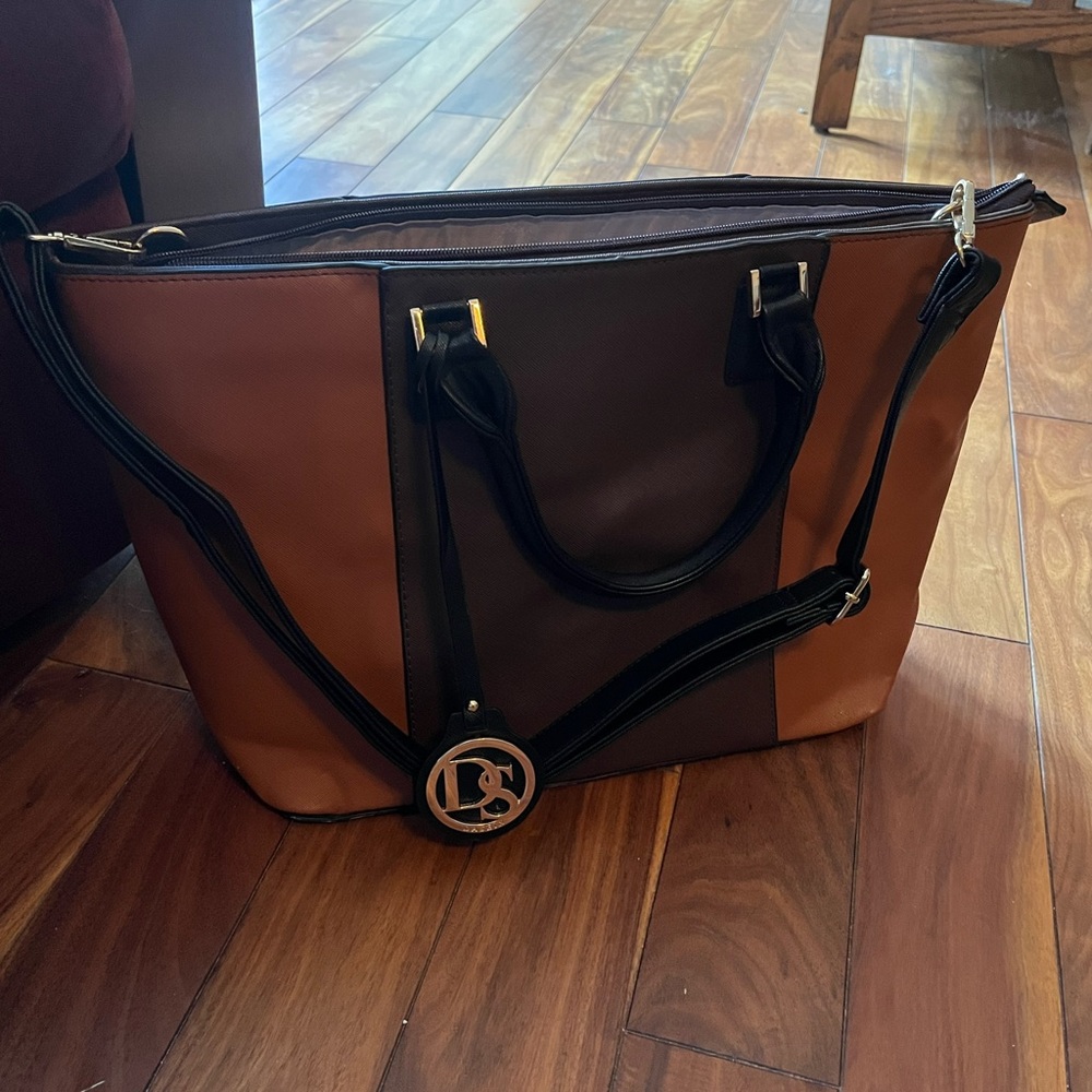 Dasein Purse